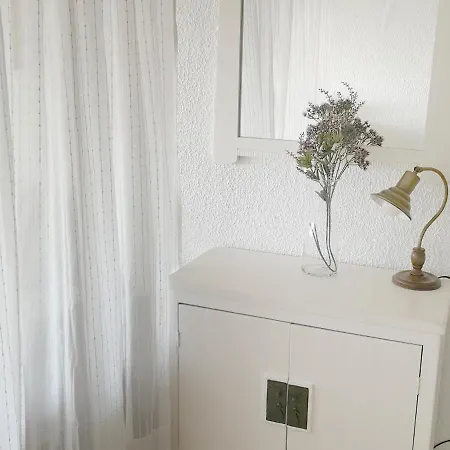 Bonito Apartamento Con Terraza A 5 Min De La Playa En Appartamento *