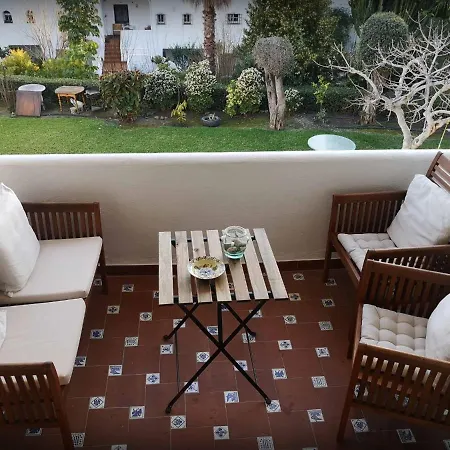 Bonito Apartamento Con Terraza A 5 Min De La Playa En * Estepona