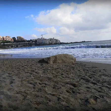 Appartamento Bonito Apartamento Con Terraza A 5 Min De La Playa En Estepona